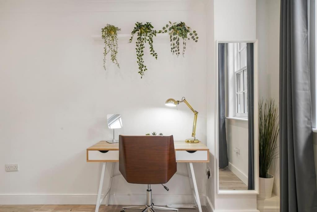 Modern 2 Bedroom Apartment In The Heart Of London Londres Exterior foto