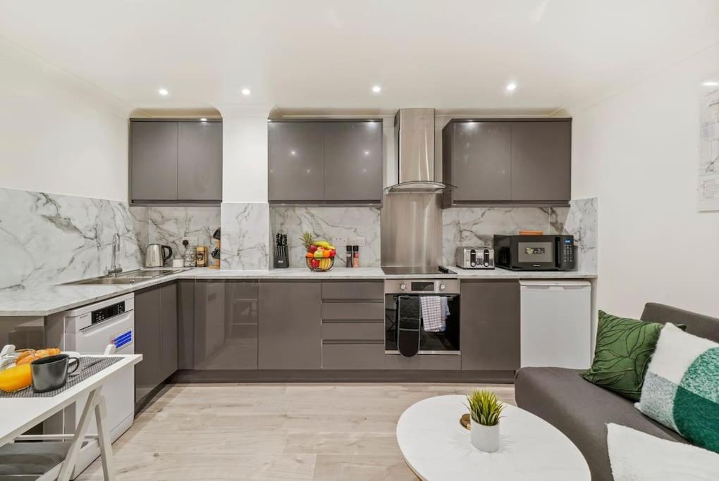 Modern 2 Bedroom Apartment In The Heart Of London Londres Exterior foto